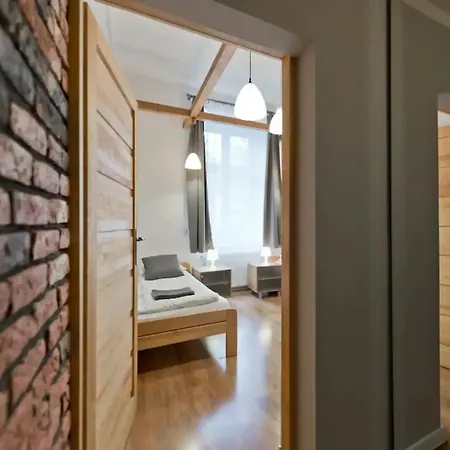 2-bedroom - 51 Dietla Street Апартаменты Краков